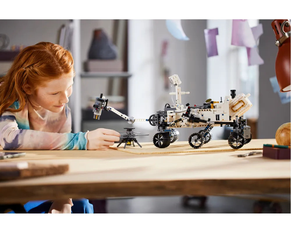LEGO Technic 42158 - NASA Mars Rover Perseverance - Authentic LEGO Set Image 8