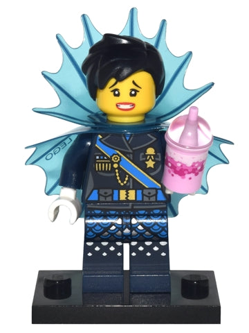 LEGO Collectible Minifigures coltlnm-11 - coltlnm Shark Army General #1, The LEGO Ninjago Movie (Complete Set with Stand and Accessories) - Authentic LEGO Set Main Image