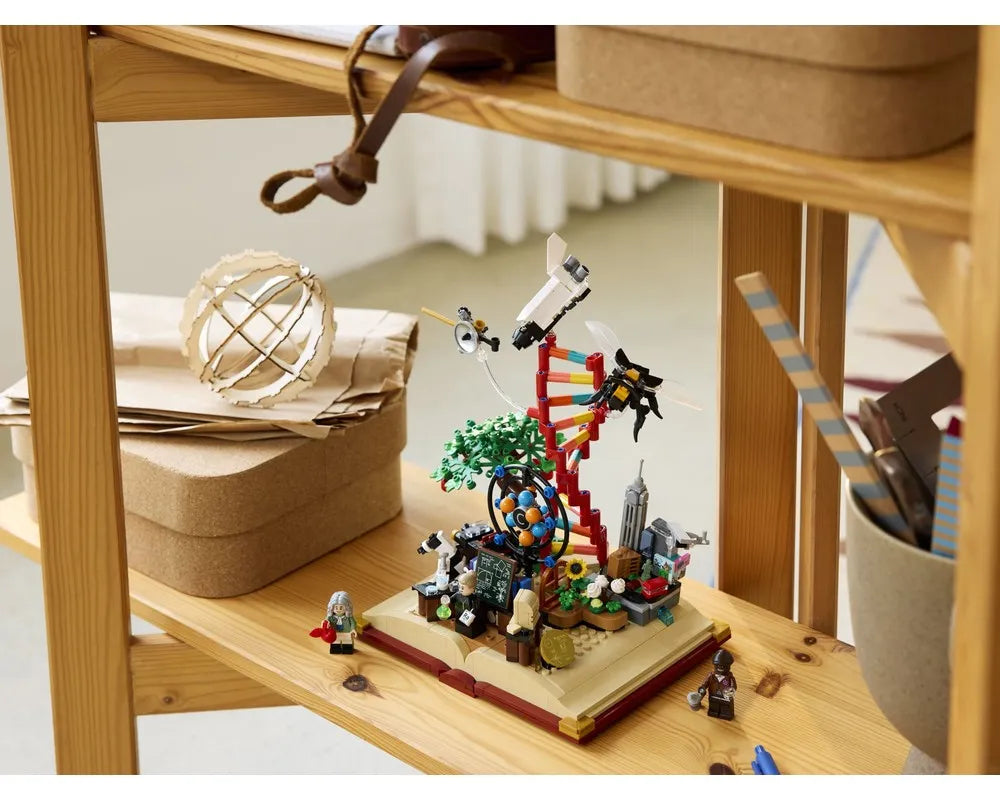 LEGO LEGO Ideas &#40;CUUSOO&#41; 21355 - The Evolution of STEM - Authentic LEGO Set Image 3