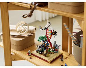 LEGO LEGO Ideas &#40;CUUSOO&#41; 21355 - The Evolution of STEM - Authentic LEGO Set Image 3