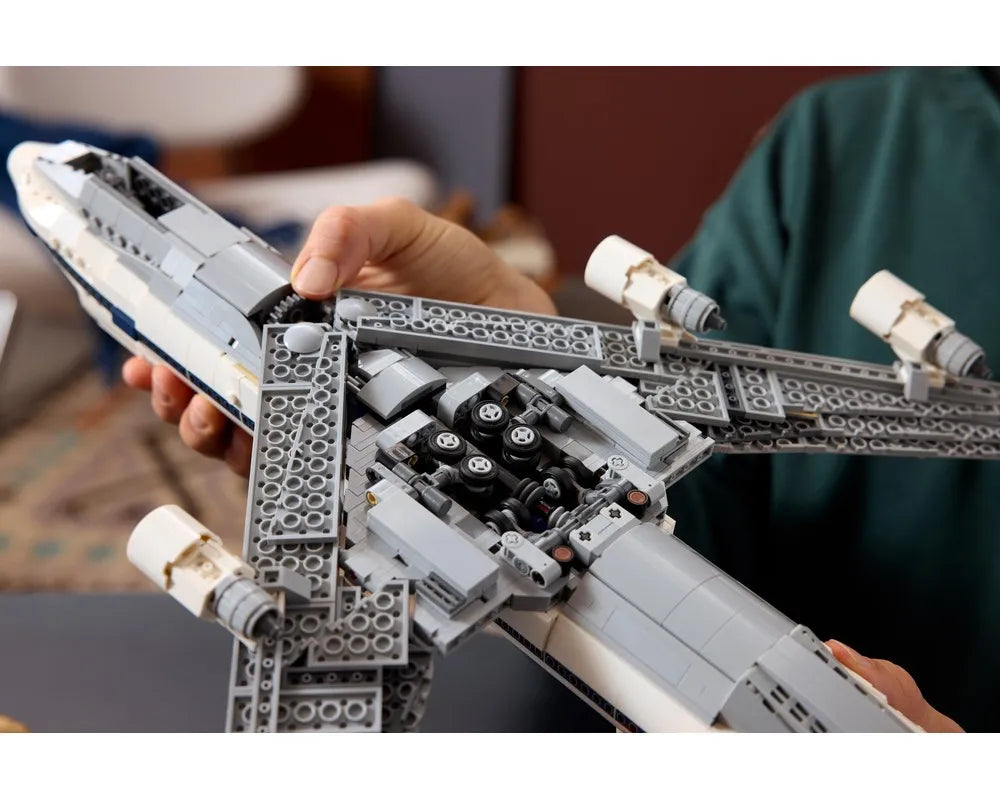 LEGO Creator 10360 - Shuttle Carrier Aircraft - Authentic LEGO Set Image 28
