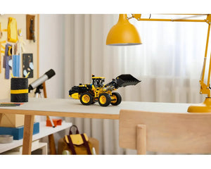 LEGO Technic 42209 - Volvo L120 Electric Wheel Loader - Authentic LEGO Set Image 24
