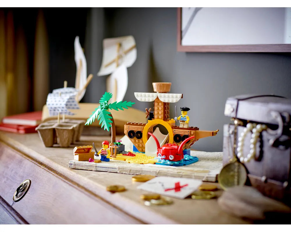 LEGO Promotional 40589 - Pirate Ship Playground - Authentic LEGO Set Image 3