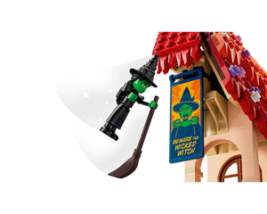 LEGO Wicked 75690 - Glinda & Elphaba Visit Munchkinland - Authentic LEGO Set Image 4