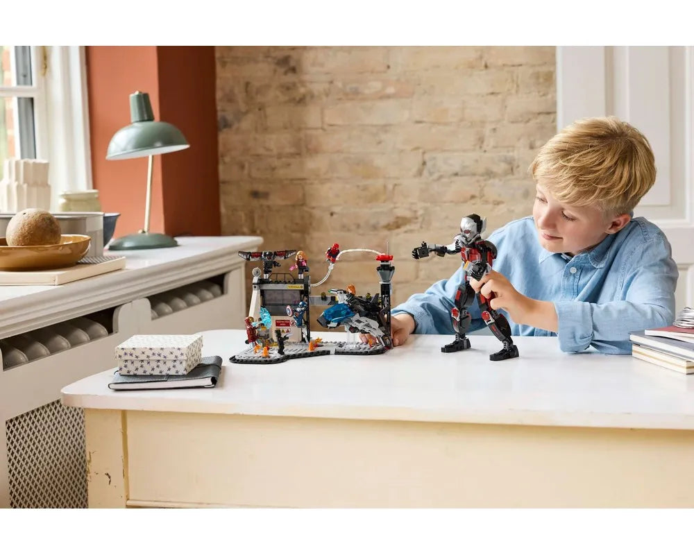 LEGO Super Heroes 76314 - Captain America: Civil War Battle - Authentic LEGO Set Image 11