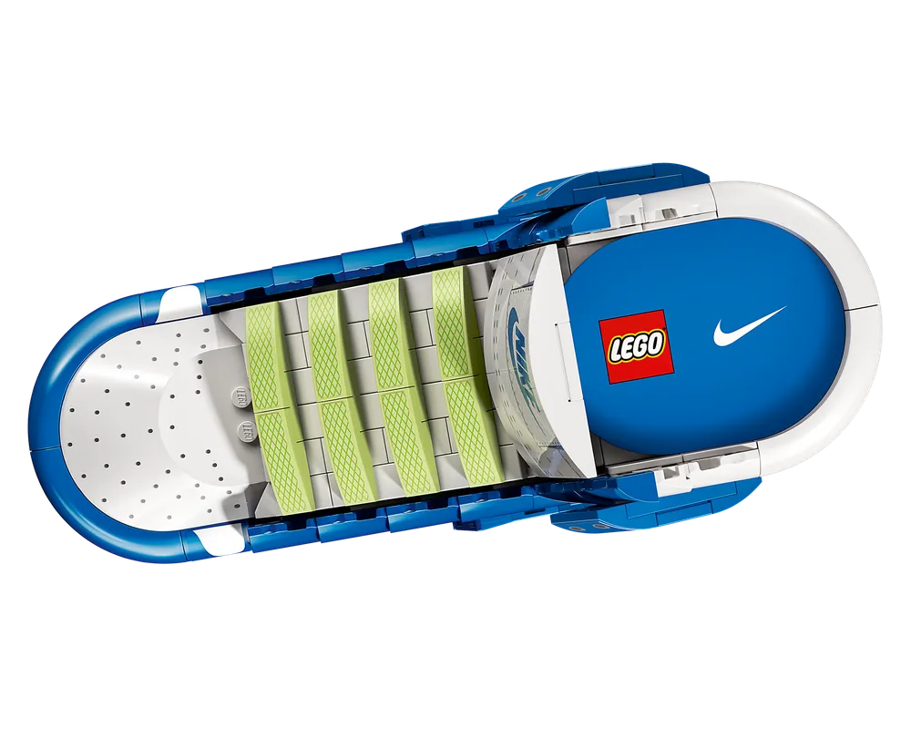 LEGO Nike 43008 - Nike Dunk - Authentic LEGO Set Image 16