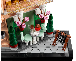 LEGO Creator 10362 - French Café {Cafe} - Authentic LEGO Set Image 6