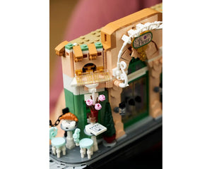 LEGO Creator 10362 - French Café {Cafe} - Authentic LEGO Set Image 7