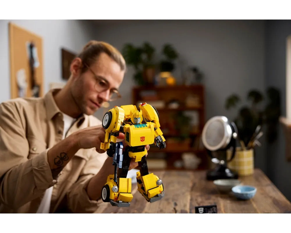 LEGO Creator 10338 - Bumblebee - Authentic LEGO Set Image 14