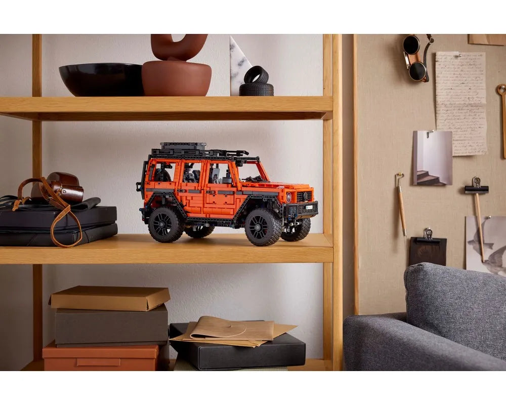 LEGO Technic 42177 - Mercedes-Benz G 500 PROFESSIONAL Line - Authentic LEGO Set Image 7