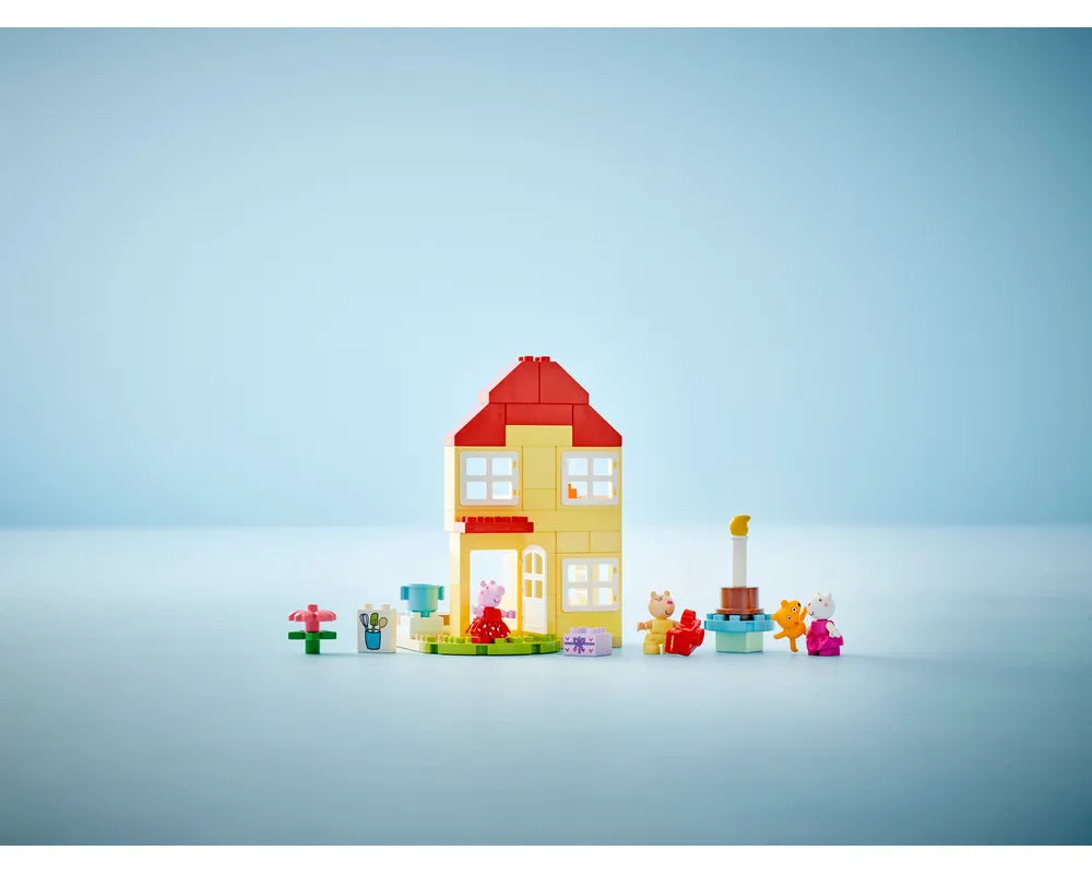 LEGO DUPLO 10433 - Peppa Pig Birthday House - Authentic LEGO Set Image 7