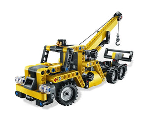 LEGO Technic 8067 - Mini Mobile Crane - Authentic LEGO Set Image 2