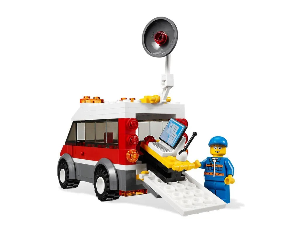 LEGO City 3366 - Satellite Launch Pad - Authentic LEGO Set Image 2
