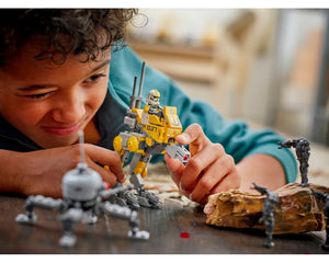 LEGO Star Wars 75431 - 327th Star Corps Clone Troopers Battle Pack - Authentic LEGO Set Image 10