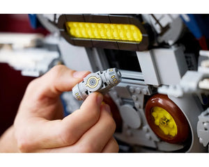 LEGO Star Wars 75409 - Jango Fett's Firespray-Class Starship - UCS - Authentic LEGO Set Image 15