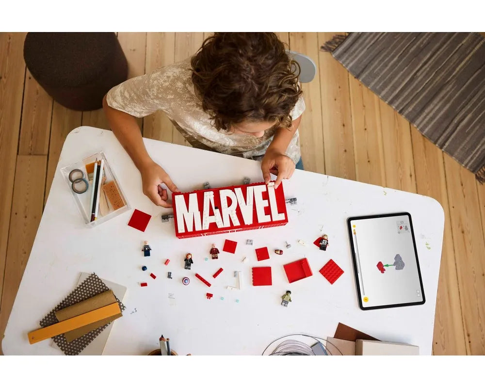 LEGO Super Heroes 76313 - MARVEL Logo - Authentic LEGO Set Image 9