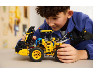 LEGO Technic 42209 - Volvo L120 Electric Wheel Loader - Authentic LEGO Set Image 22