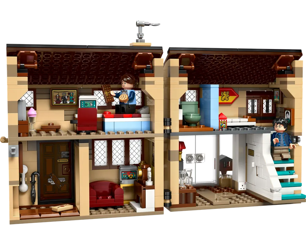 LEGO Harry Potter 76451 - Privet Drive: Aunt Marge's Visit - Authentic LEGO Set Image 15
