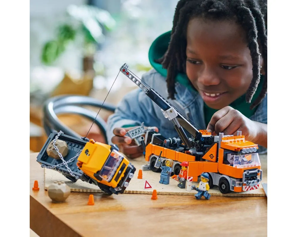 LEGO City 60467 - Heavy-Duty Recovery Tow Truck with Crane - Authentic LEGO Set Image 20