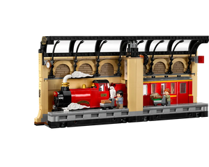 LEGO Harry Potter 76450 - Book Nook: Hogwarts Express - Authentic LEGO Set Image 15