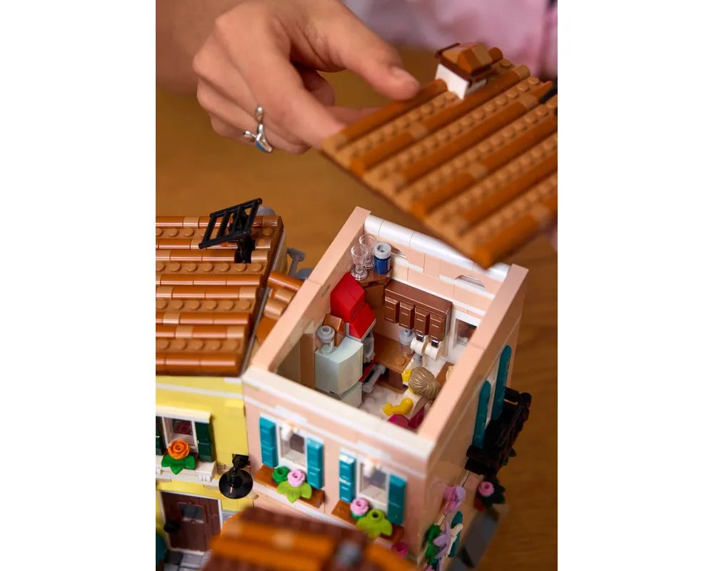 LEGO LEGO Ideas &#40;CUUSOO&#41; 21359 - Italian Riviera - Authentic LEGO Set Image 11