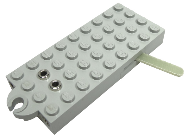 LEGO x877 Electric, Train 4.5V Automatic Pole Reverser Brick 4 x 9 with Magnet Holder - Main Product Image