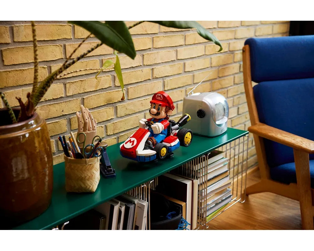 LEGO Super Mario 72037 - Mario Kart – Mario & Standard Kart - Authentic LEGO Set Image 21