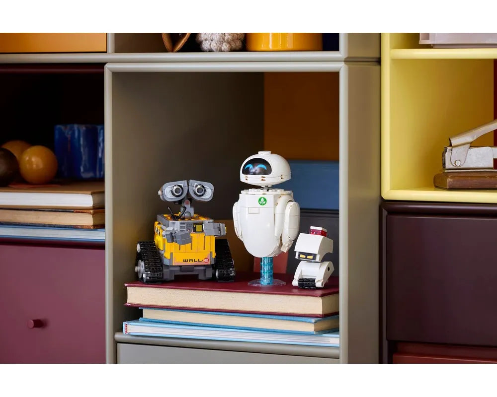 LEGO Disney 43279 - WALL-E and EVE - Authentic LEGO Set Image 12