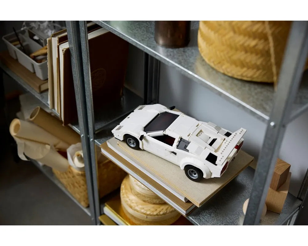 LEGO Creator 10337 - Lamborghini Countach 5000 Quattrovalvole - Authentic LEGO Set Image 11