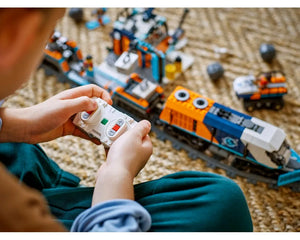 LEGO City 60470 - Explorers' Arctic Polar Express Train - Authentic LEGO Set Image 19