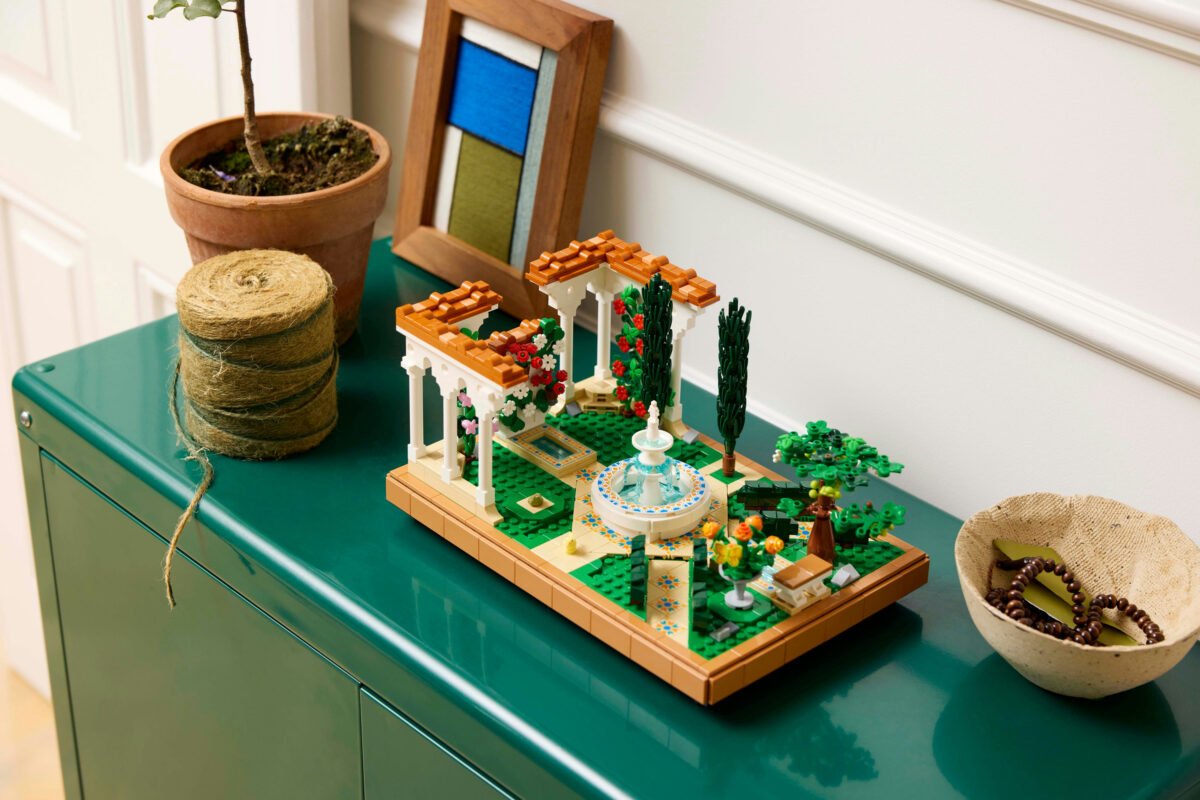 LEGO 10359-1 - Fountain Garden - Afbeelding 12