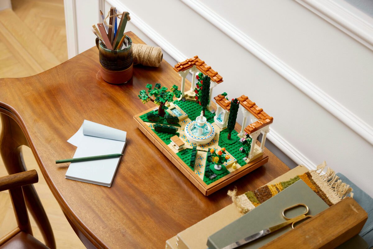 LEGO 10359-1 - Fountain Garden - Afbeelding 13