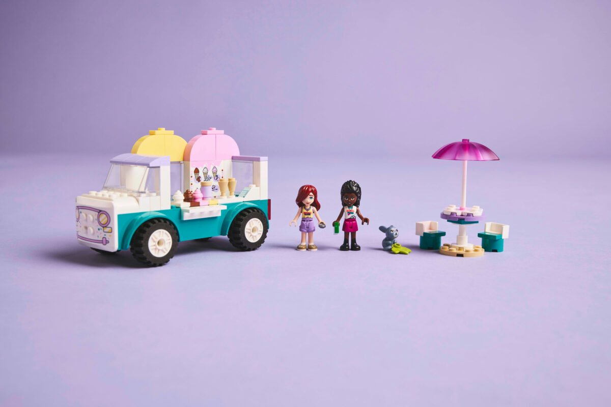 LEGO 42644-1 - Heartlake City Ice Cream Van - Image 8