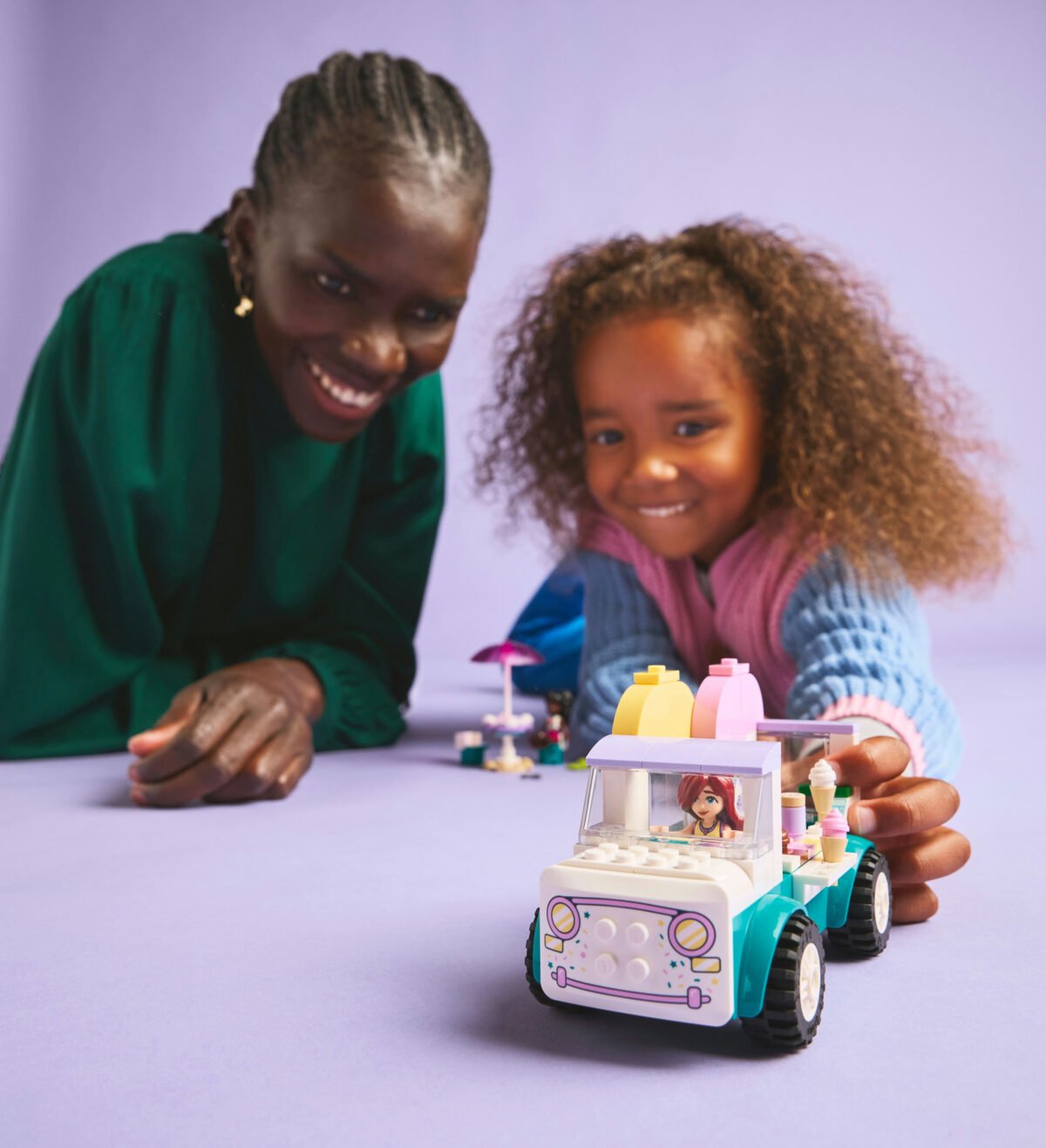 LEGO 42644-1 - Heartlake City Ice Cream Van - Image 12