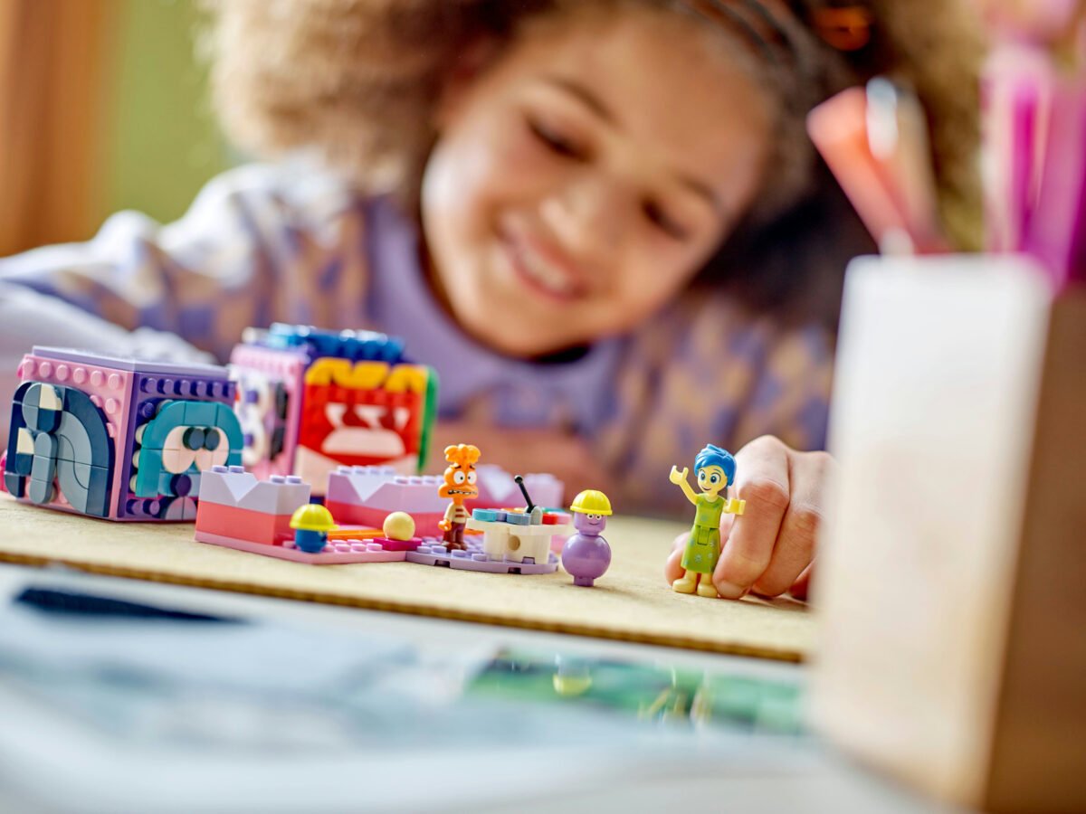 LEGO 43248-1 - Inside Out 2 Mood Cubes - Image 9