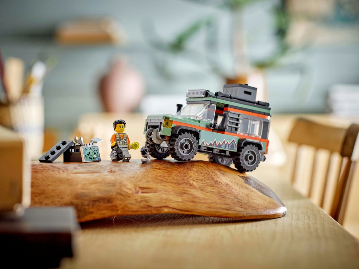 LEGO 60447-1 - Off-Road Mountain Truck - Image 7
