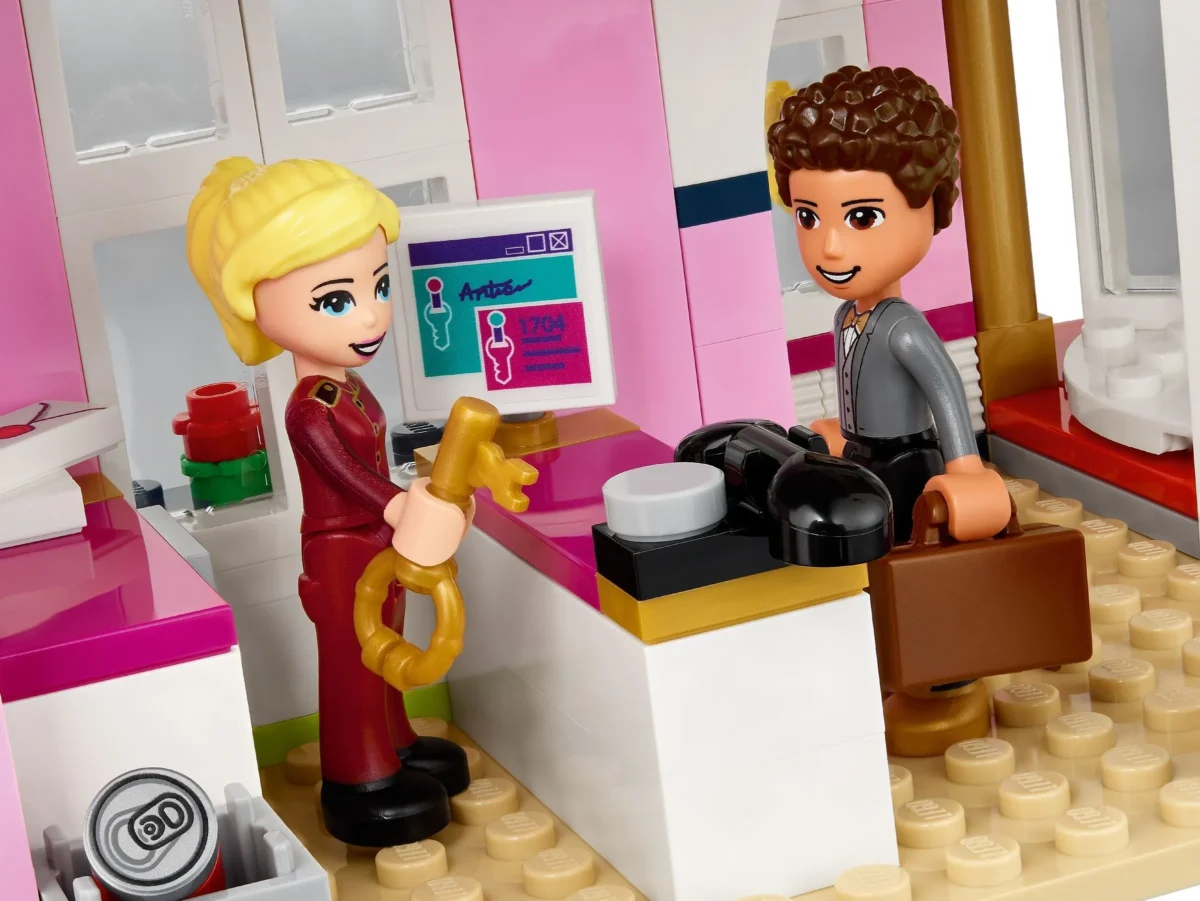 LEGO 41684-1 - Heartlake City Grand Hotel - Image 19