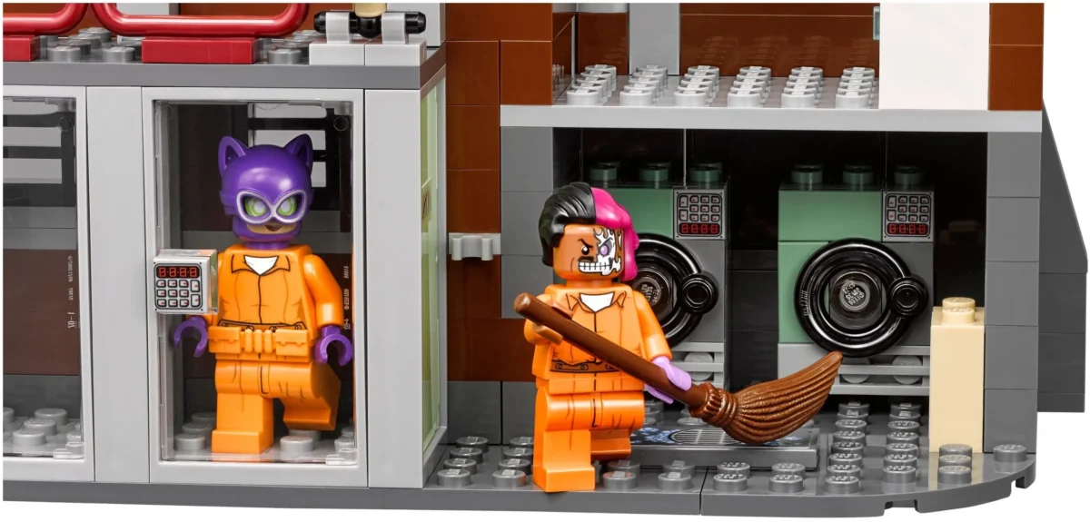 LEGO 70912-1 - Arkham Asylum - Image 11