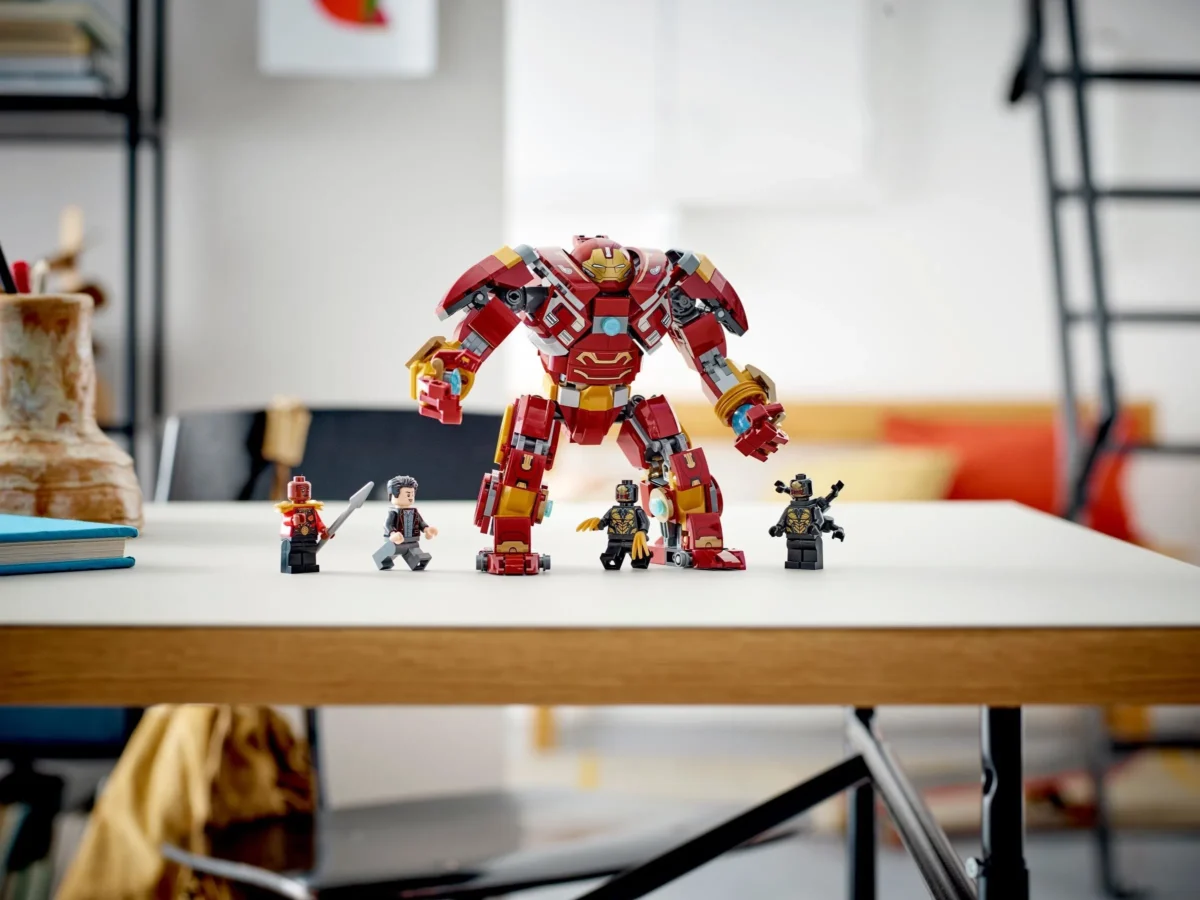 LEGO 76247-1 - The Hulkbuster: The Battle of Wakanda - Afbeelding 7